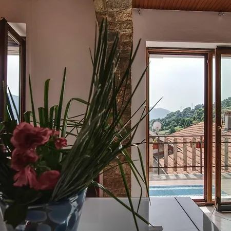 Pergola Lake View Appartement